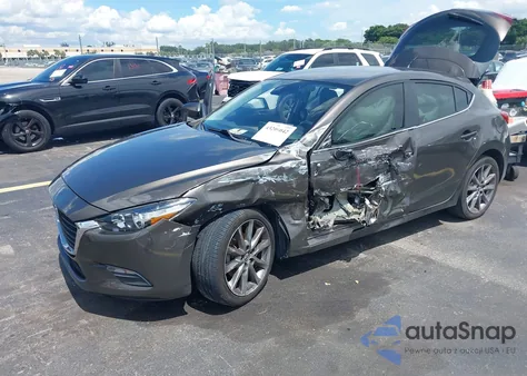 2018 Mazda Mazda3 Touring из США, поврежденный, VIN 3MZBN1L34JM181265